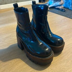 Jeffrey Campbell Chunky Sidezip Platform Boot (Quavo)